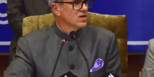 CM Omar Abdullah secures approval for housing aid to fire-affected families in Mulwarwan, Kishtwar
