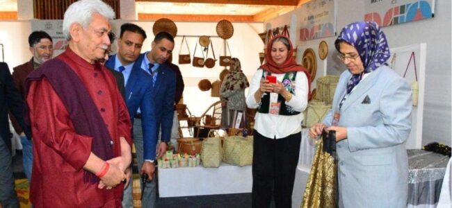 Lieutenant Governor attends 60th anniversary celebration of World Crafts Council at Srinagar