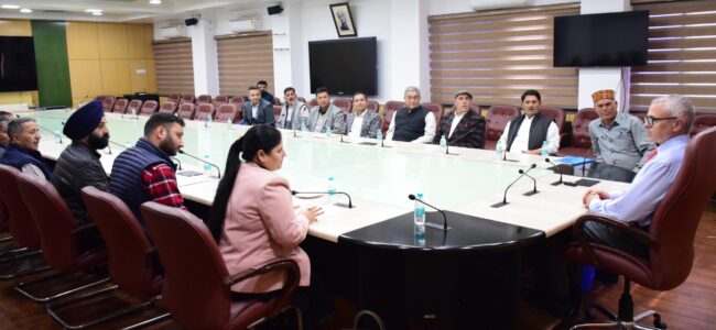 Several deputations call on Chief Minister Omar Abdullah to highlight public issues
