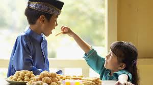 Age-old Ramzan tradition endures in Kashmir valley as drum beaters wake people for pre-dawn meal