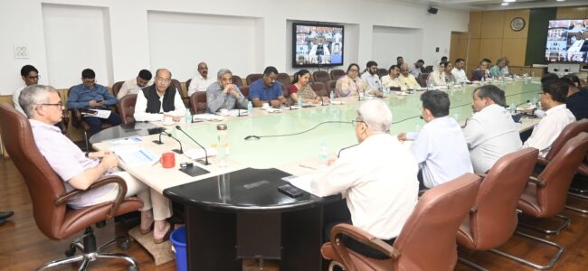 Chief Minister reviews summer preparedness for Jammu division