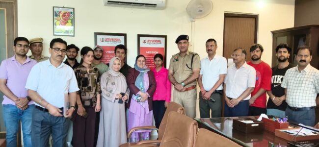 Sakeena Itoo calls on Punjab Governor; raises issues of J&K students, business community