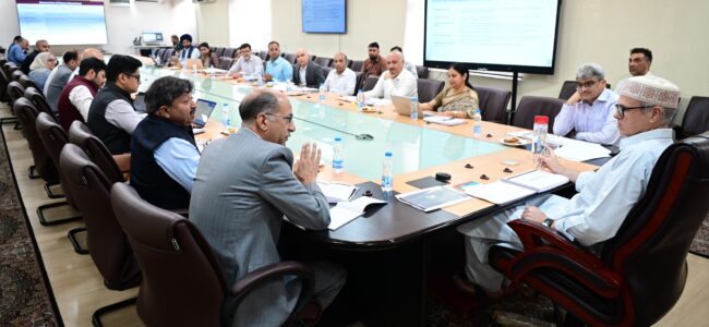 CM Omar Abdullah reviews reorganisation proposals of Housing & Urban Development Department