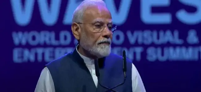 17 killed in fire at a building in Hyderabad; PM Modi condoles deaths 17 killed in fire at a building in Hyderabad; PM Modi condoles deaths