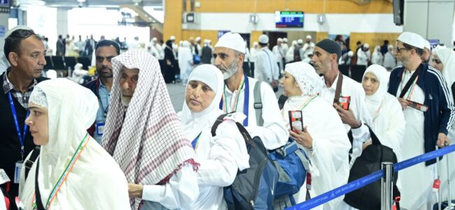 LG Singa, CM Omar Abdullah bids farewell to first batch of Hajj pilgrims at Srinagar Airport