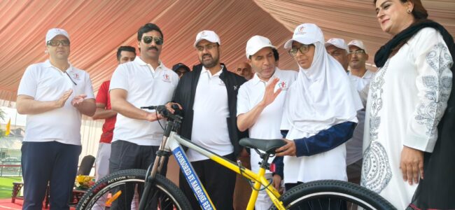 Over 1,000 cyclists participate in ‘Cyclothon, Pedal for Peace’ in Srinagar