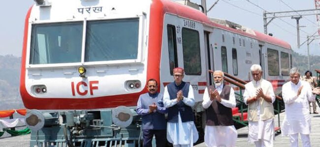 Vande Bharat train to Kashmir: Journey through engineering marvels, jaw-dropping beauty Vande Bharat train to Kashmir: Journey through engineering marvels, jaw-dropping beauty