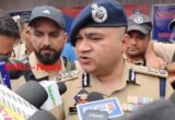 IGP Kashmir joins 8th Muharram procession, praises mourners for maintaining peace, discipline
