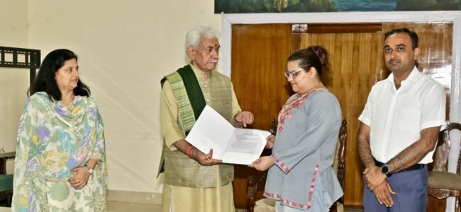 Lt Guv hands over job assurance letter to daughter of slain KAS officer