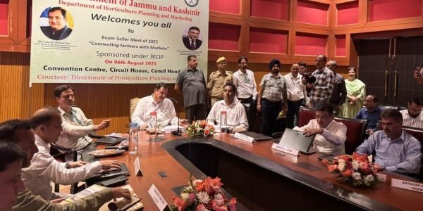Buyer-Seller meet held to boost Horticulture trade, market linkages in JK