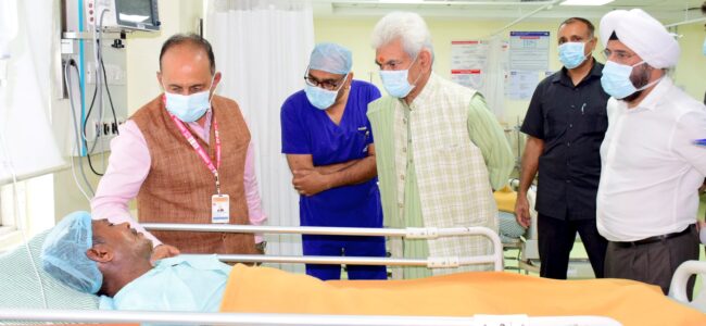 Lt Guv visits SMVD Narayana Superspeciality Hospital, enquires about injured pilgrims