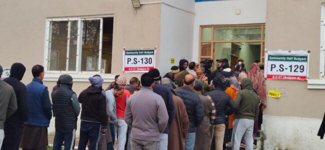 Despite winter chill, voting begins for Budgam, Nagrota bypoll Despite winter chill, voting begins for Budgam, Nagrota bypoll