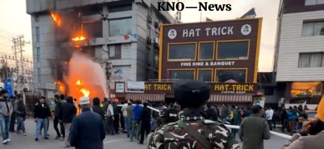 Fire breaks out at J&K Bank branch in Rajbagh area of Sgr Fire breaks out at J&K Bank branch in Rajbagh area of Sgr