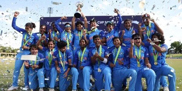 Played with courage, CM on World Cup win of women’s cricket team Played with courage, CM on World Cup win of women’s cricket team