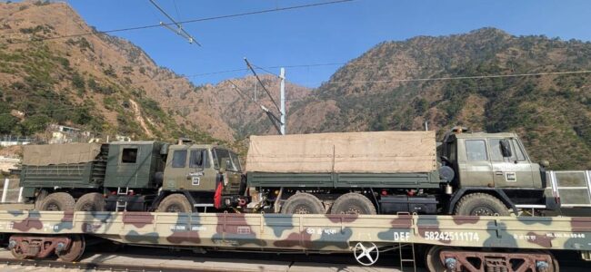 Army inducts tanks, artillery into Kashmir Valley via military special train