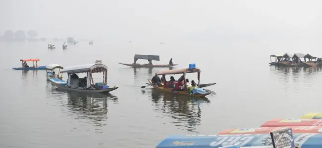 After brief respite, mercury drops below freezing point in Kashmir