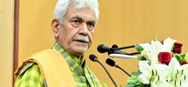 Lt Guv, CM greet people on the eve of New Year