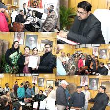 Satish Sharma meets delegations at Jammu