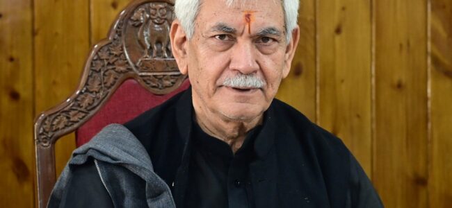LG inaugurates laser, torch show at Gulmarg ahead of Khelo India Winter Games
