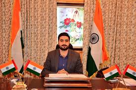 Fencing of three Srinagar bridges to be completed within a week: DC Srinagar