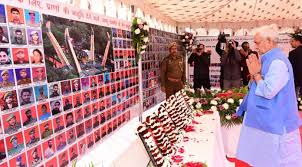 Strike decisively against terror networks in J&K: LG Sinha to police