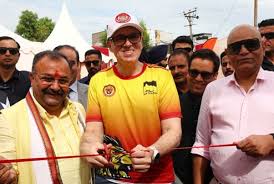 CM unveils Jammu Marathon Expo at Gandhi Nagar CM unveils Jammu Marathon Expo at Gandhi Nagar