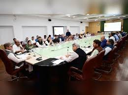    CM reviews Compliance Reduction 2.0 to ease Business Regulations in JK