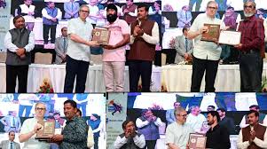 CM felicitates frontline electric utility workers at ‘Lineman Diwas’