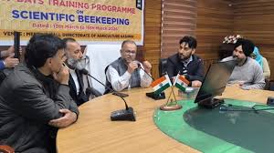 Scientific Beekeeping: Directorate of Agriculture Kashmir organizes Valley-Wide Training Program Scientific Beekeeping: Directorate of Agriculture Kashmir organizes Valley-Wide Training Program