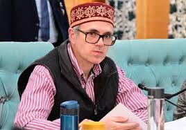 Ministers, Legislators reach Dachigam for review meet under CM’s chairmanship