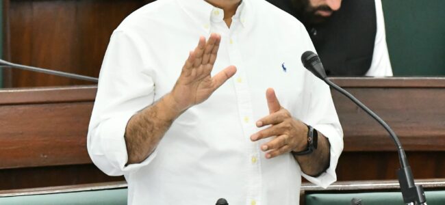 Jal Shakti Minister terms public role key to smooth water supply; appeals consumers to clear pending dues