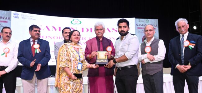 Lt Guv Attends ‘Naman Diwas’ an event dedicated to honor organ donors and their families