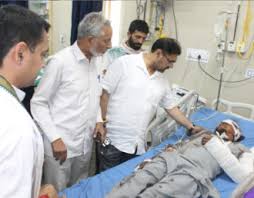 Udhampur bus accident: Minister Satish Sharma reviews treatment facilities for victims Udhampur bus accident: Minister Satish Sharma reviews treatment facilities for victims