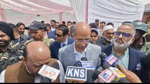 Handicraft industry must introspect on its inaction: Advisor Nasir Aslam Wani