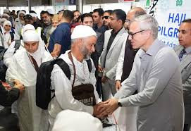 First batch of 431 Haj pilgrims leaves from JK