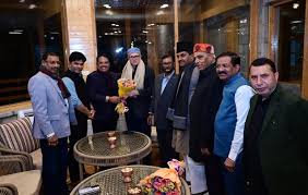 Parliamentary Standing Committee on Energy meets CM Omar in Gulmarg