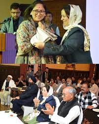 Sakeena Itoo interacts with visiting Parliamentary Standing Committee Sakeena Itoo interacts with visiting Parliamentary Standing Committee