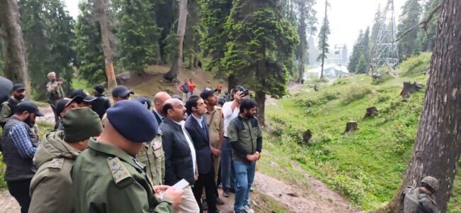 Gulmarg Gondola Scare Ends, around 400 Tourists Rescued Mid-Air as Dy CM also visits site