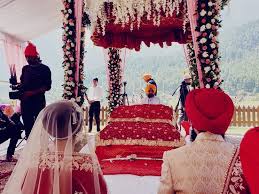 Kashmir Witnesses Wedding Tourism Boom After PM Modi’s Appeal to Promote Domestic Travel