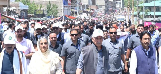 Lieutenant Governor Joins Padyatra at Anantnag as Part of Drug-Free J&K Campaign