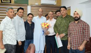 Advisor Nasir Aslam Wani holds interaction with Industrial, Trade Associations