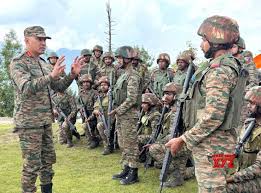 Northern Army commander reviews summer strategy in Kashmir