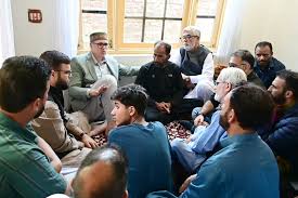 CM meets family of murdered minor girl in Budgam