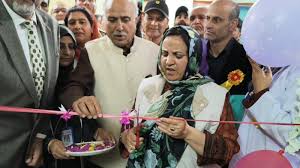 Sakeena Itoo inaugurates Digital X-Ray unit, other equipment’s at PHC Parigam Pulwama