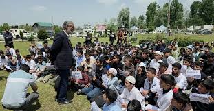 Shopian students, teachers protest ‘unlawful entity’ tag on educational institution Shopian students, teachers protest ‘unlawful entity’ tag on educational institution