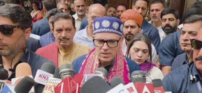 CM reviews Kheer Bhawani Mela preparations in Ganderbal, directs for completion of pending works within 5 days