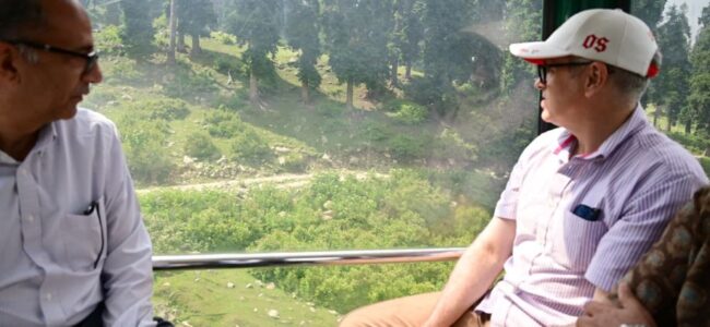 Gulmarg Gondola Reopens After Month-Long Halt, Tourists Rejoice