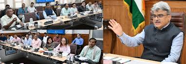 CS reviews impediments, steers measures to accelerate solarisation across JK