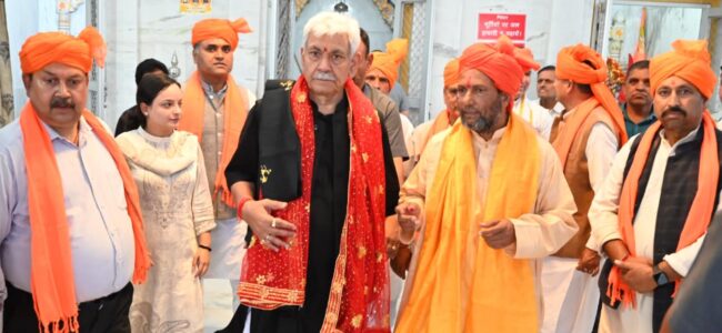 Lieutenant Governor pays obeisance at Ancient Shri Gauri Shankar Mandir in Kishtwar