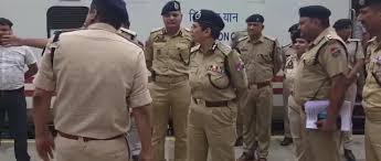 RPF DG reviews security arrangements for Amarnath yatra in Kathua RPF DG reviews security arrangements for Amarnath yatra in Kathua
